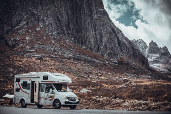 Comment entretenir les suspensions pneumatiques d'un camping-car pour une conduite confortable ?